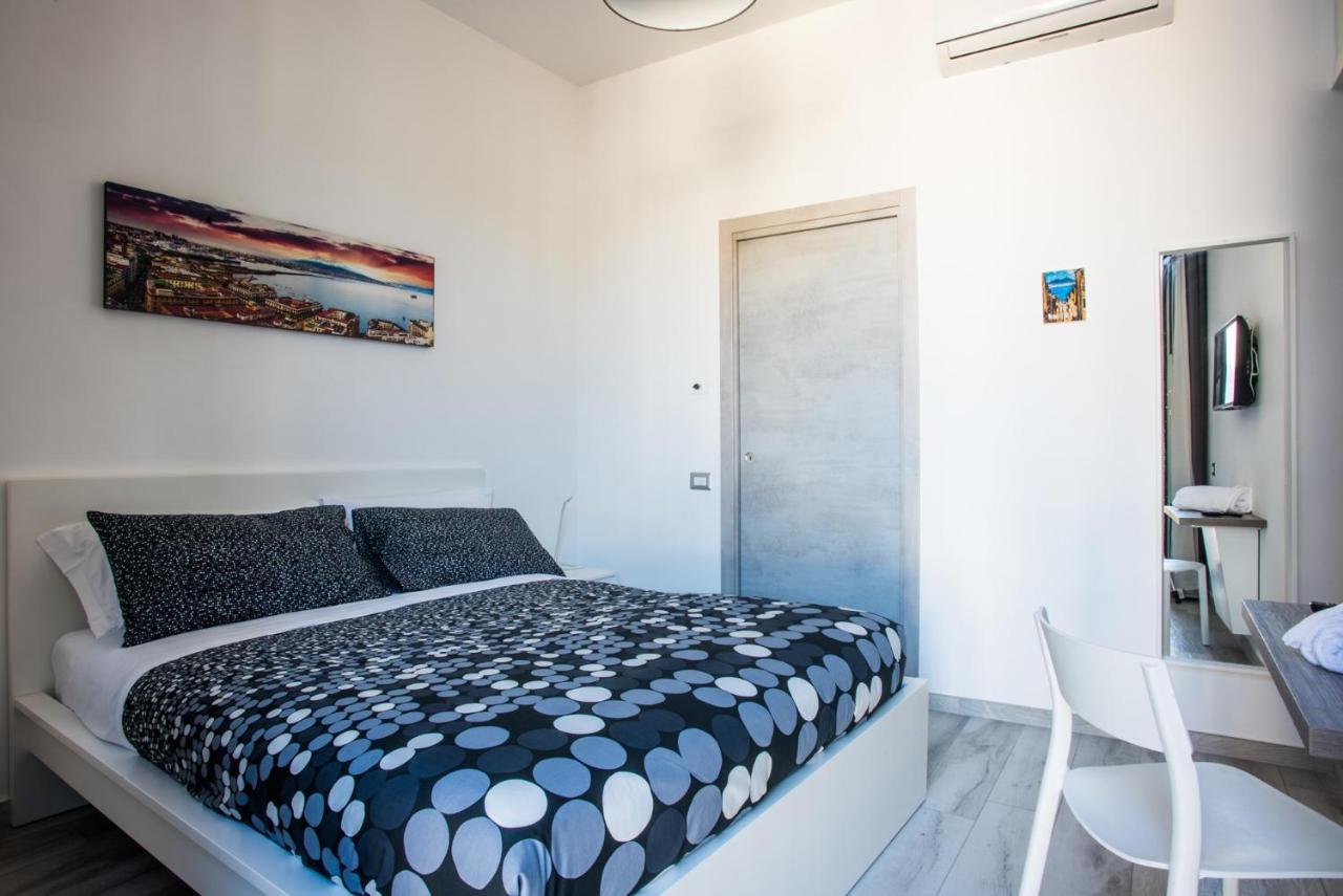 Solarium Al Duomo Rooms By Wonderful Italy Napels Buitenkant foto