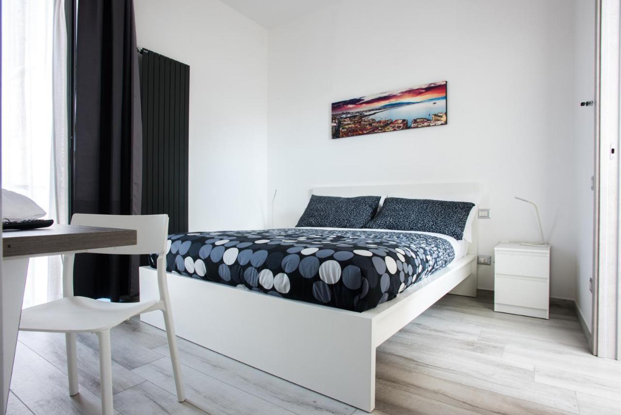 Solarium Al Duomo Rooms By Wonderful Italy Napels Buitenkant foto