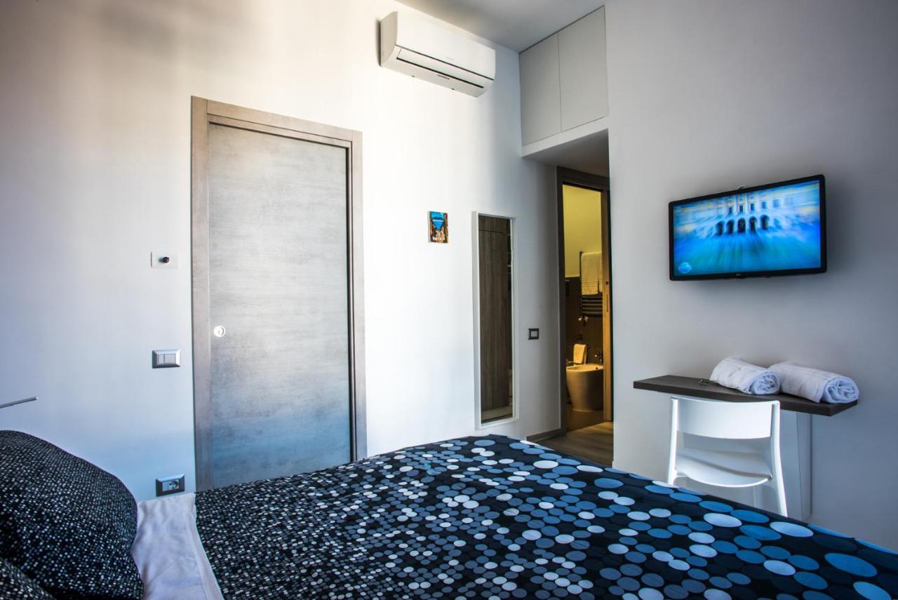 Solarium Al Duomo Rooms By Wonderful Italy Napels Buitenkant foto
