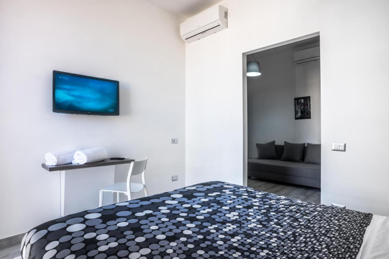 Solarium Al Duomo Rooms By Wonderful Italy Napels Buitenkant foto